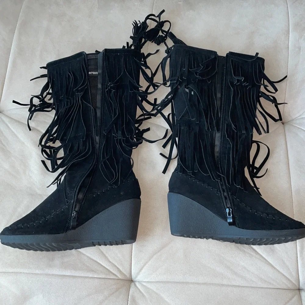 Black fringe below the knee boot wedge heel tassle - Picture 4 of 6